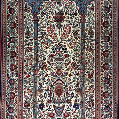 Antiue test rug