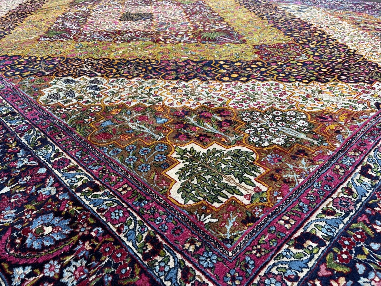 19th  century  Lavar Kerman antique Persian rug