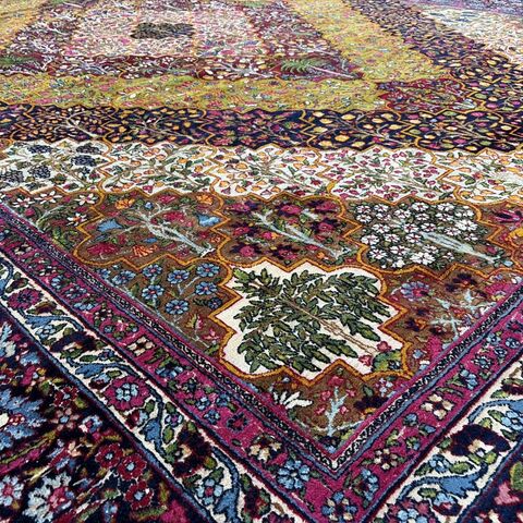19th  century  Lavar Kerman antique Persian rug